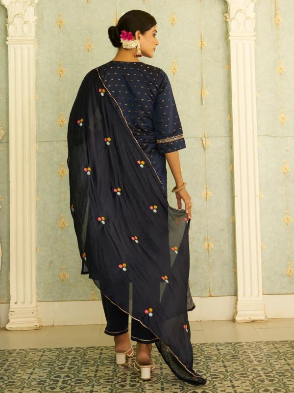 VP 9724 B Embroidered Chanderi Silk Kurta Set with Embroidered Dupatta